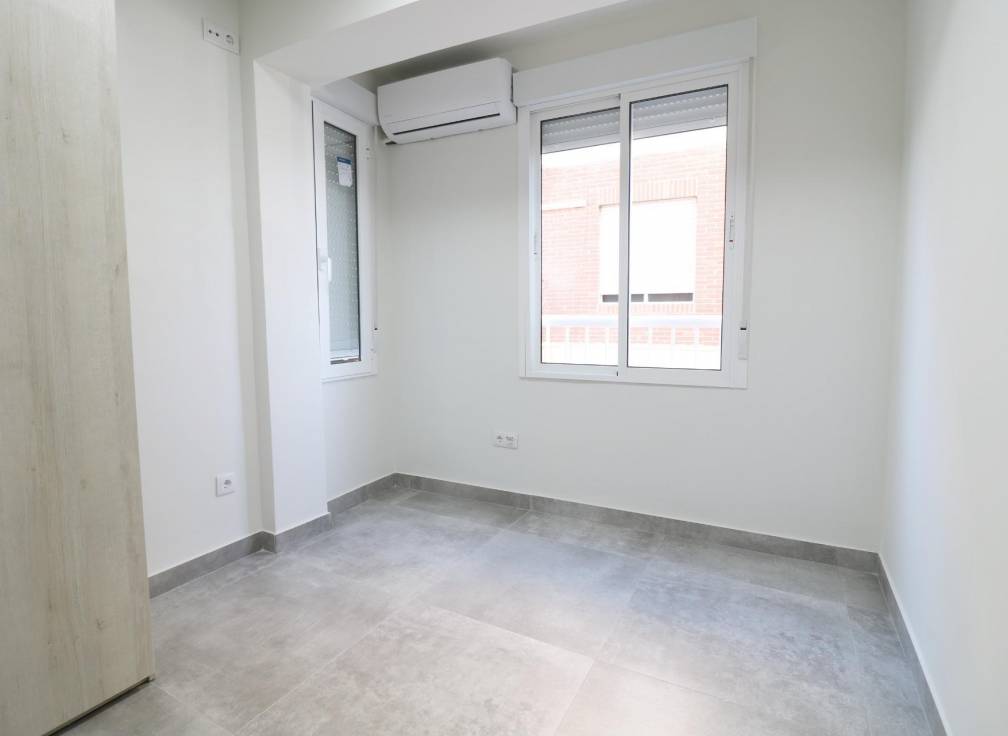 Segunda mano - Piso - Elche - Centro