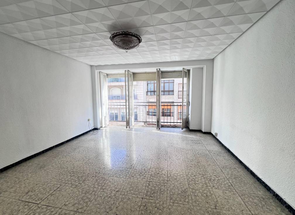 Segunda mano - Piso - Elche - Centro