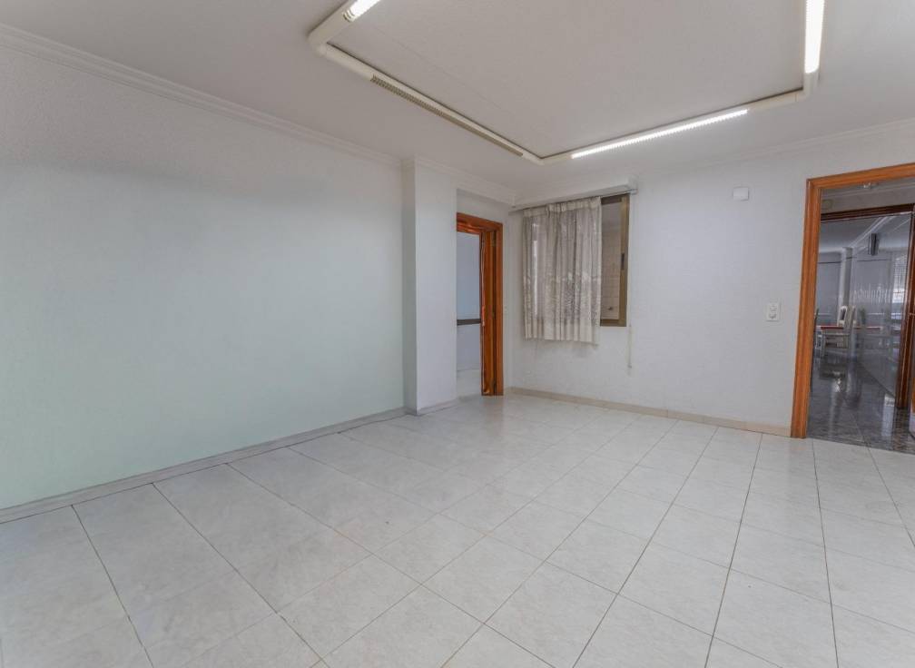 Segunda mano - Piso - Elche - Centro