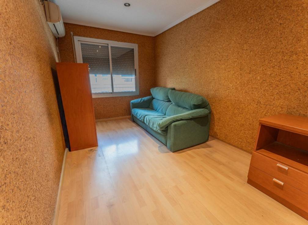 Segunda mano - Piso - Elche - Centro