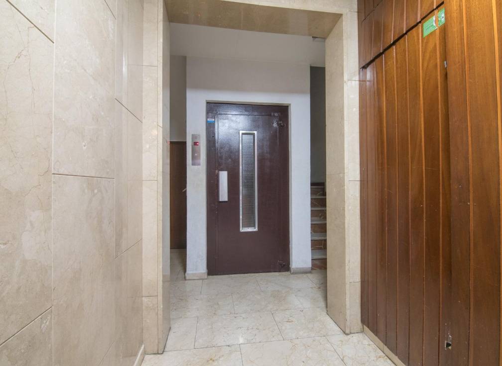 Segunda mano - Piso - Elche - Centro