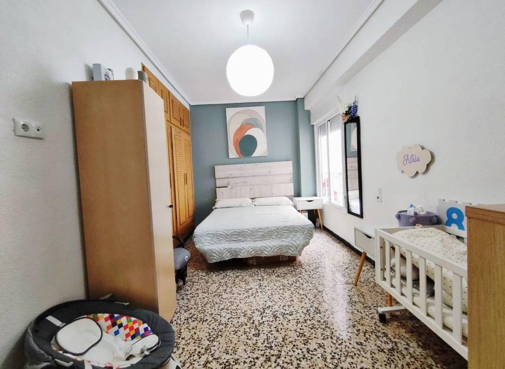 Segunda mano - Piso - Elche - Centro