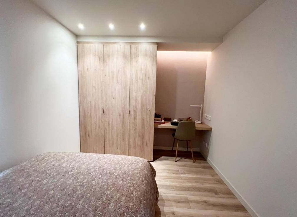 Segunda mano - Piso - Elche - Centro
