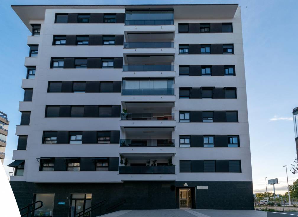 Segunda mano - Piso - Elche - Corte Ingles