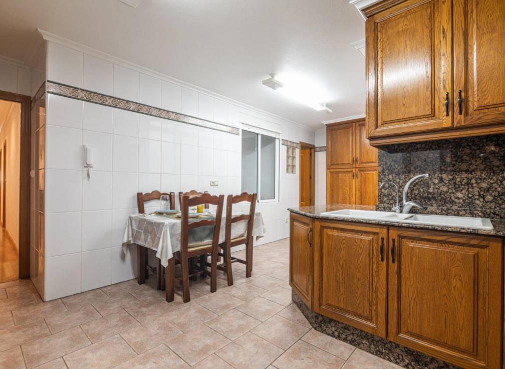 Segunda mano - Piso - Elche - Corte Ingles