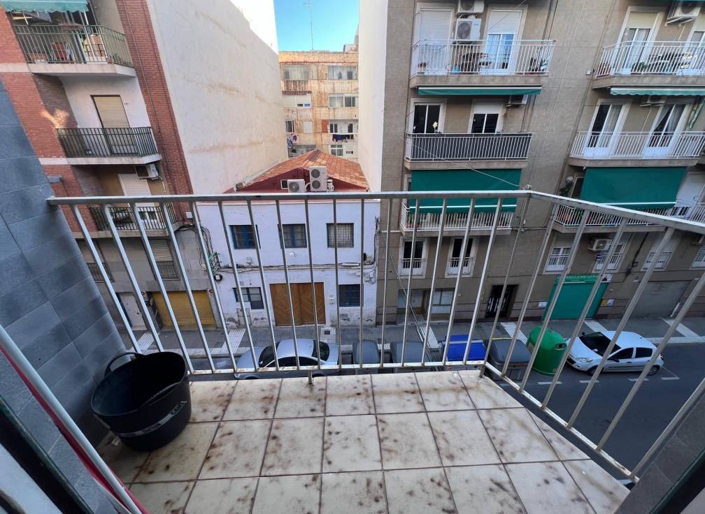 Segunda mano - Piso - Elche - Plaza Crevillente-Juzgados