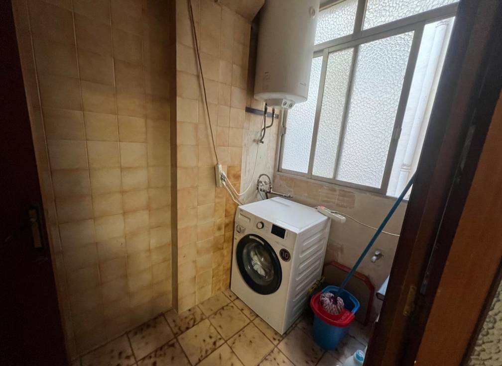Segunda mano - Piso - Elche - Plaza Crevillente-Juzgados