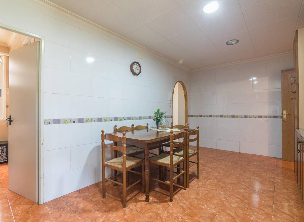 Segunda mano - Piso - Elche - Plaza Crevillente-Juzgados