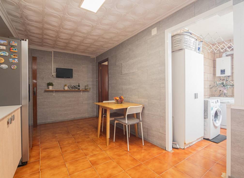 Segunda mano - Piso - Elche - Plaza Crevillente-Juzgados