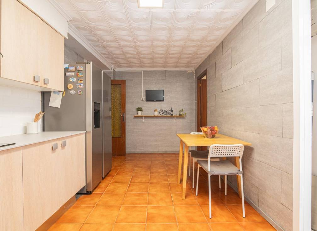 Segunda mano - Piso - Elche - Plaza Crevillente-Juzgados