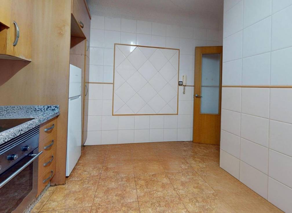 Segunda mano - Piso - Elche - Plaza Crevillente-Juzgados