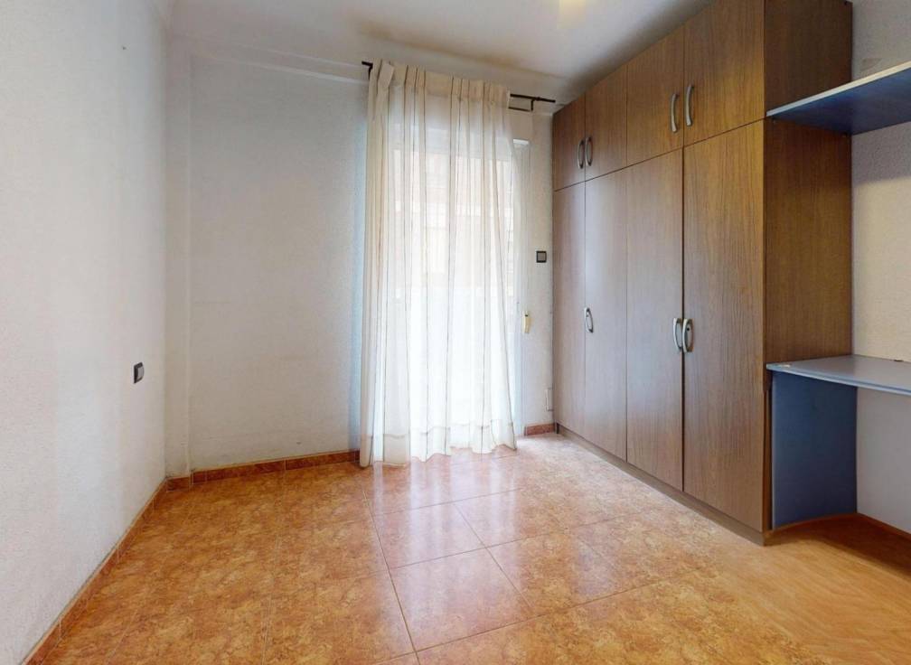 Segunda mano - Piso - Elche - Plaza Crevillente-Juzgados