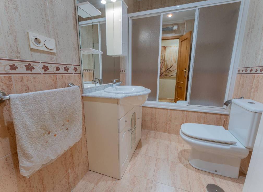 Segunda mano - Piso - Elche - Plaza Crevillente-Juzgados