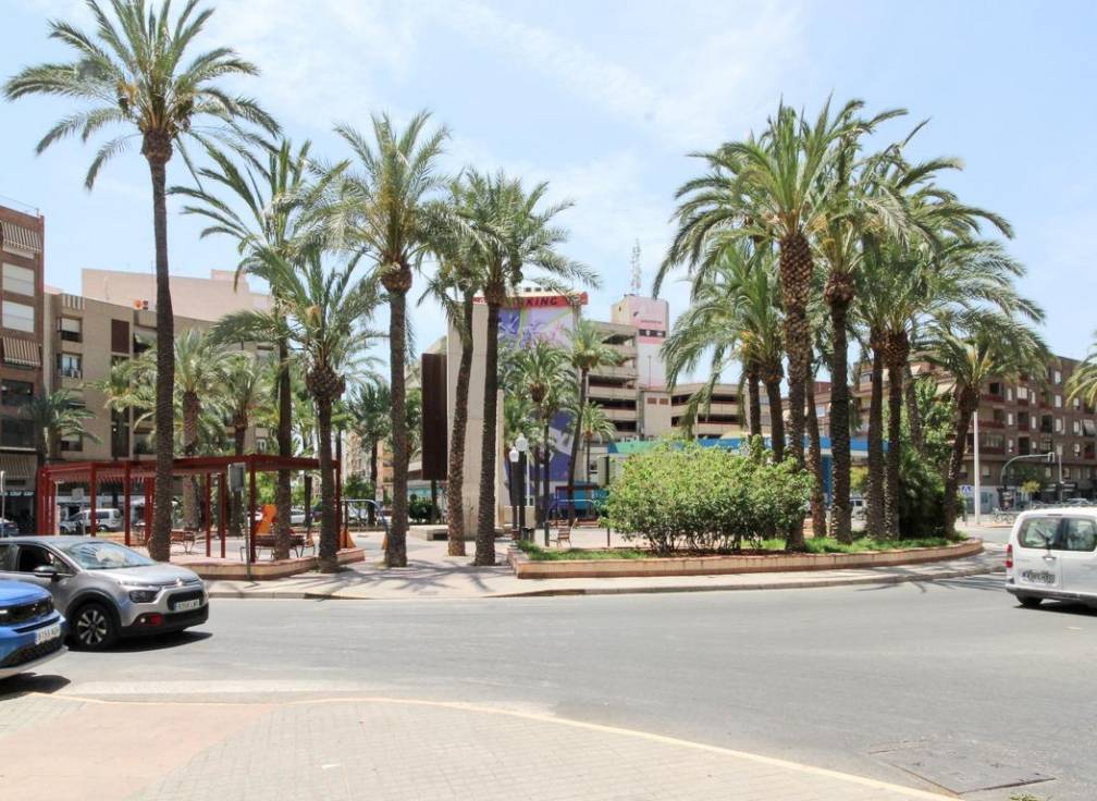 Segunda mano - Piso - Elche - Plaza Crevillente-Juzgados