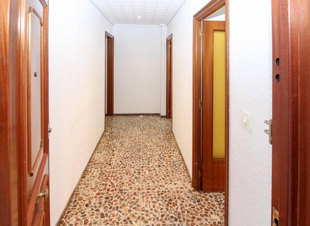 Segunda mano - Piso - Elche - Plaza Crevillente-Juzgados