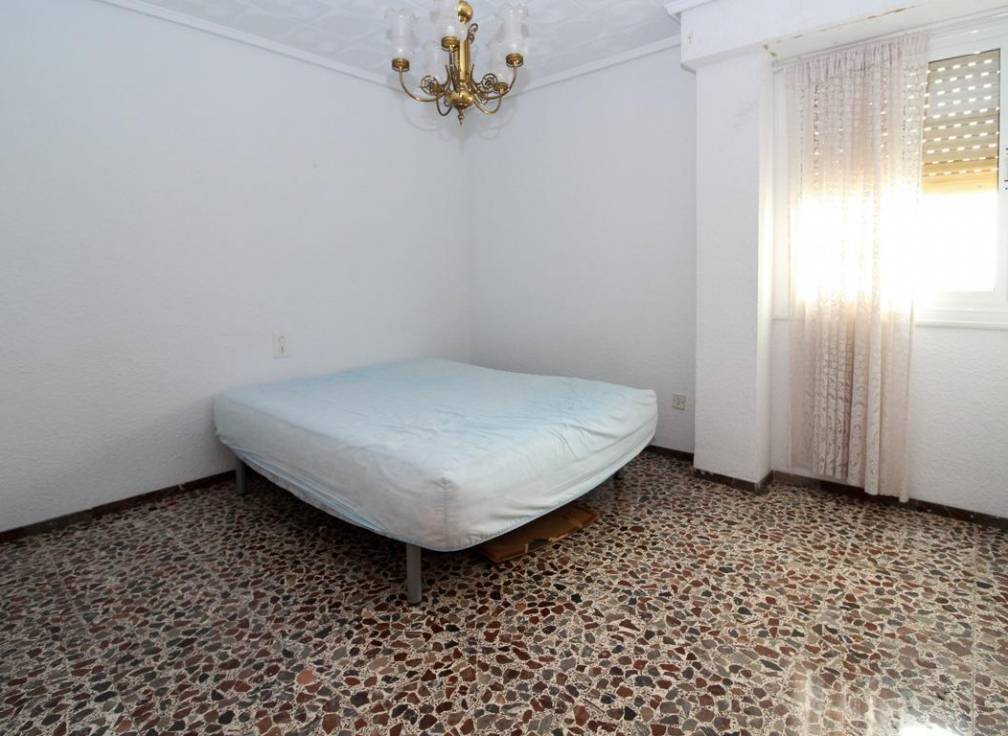 Segunda mano - Piso - Elche - Plaza Crevillente-Juzgados