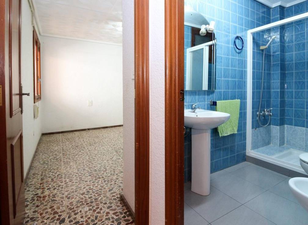 Segunda mano - Piso - Elche - Plaza Crevillente-Juzgados