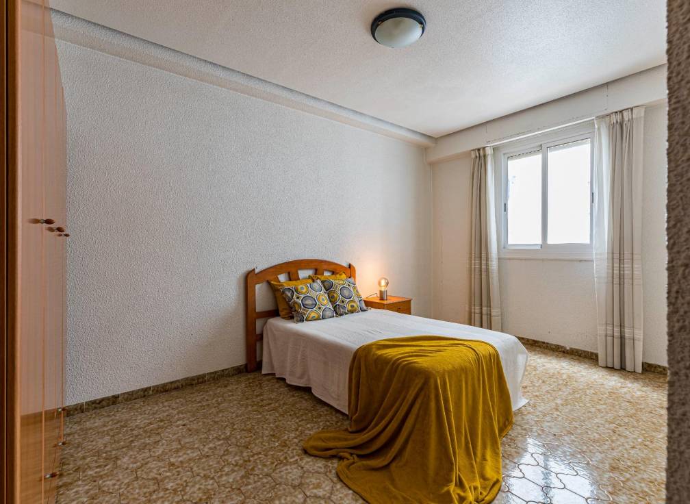 Segunda mano - Piso - Elche - Plaza Crevillente