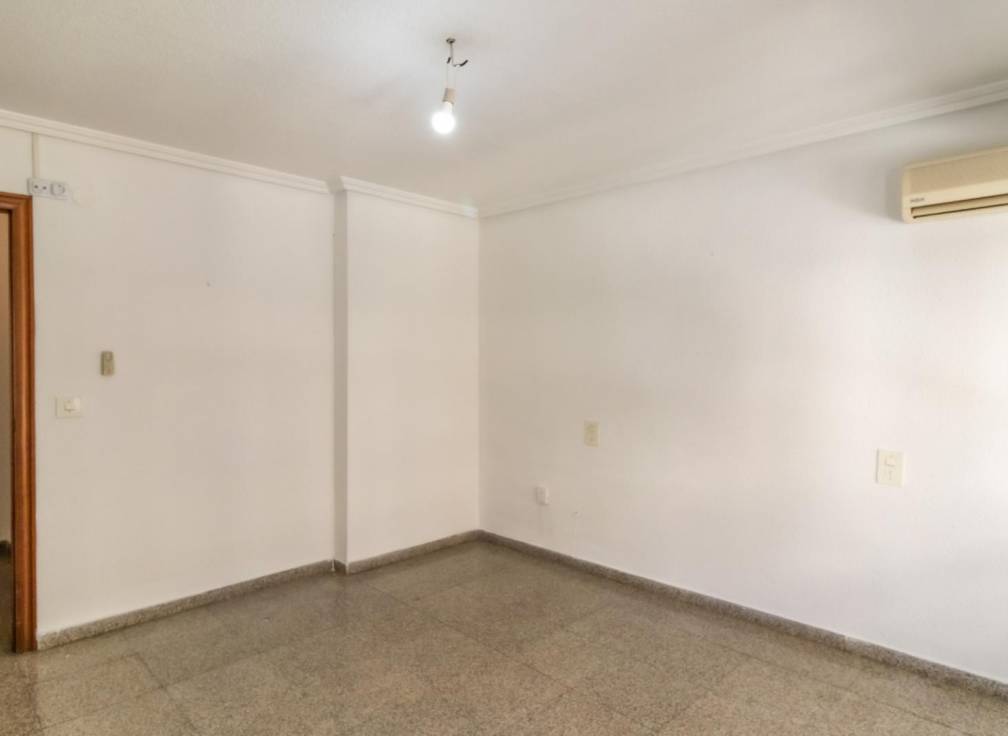 Segunda mano - Piso - Elche - Plaza Madrid