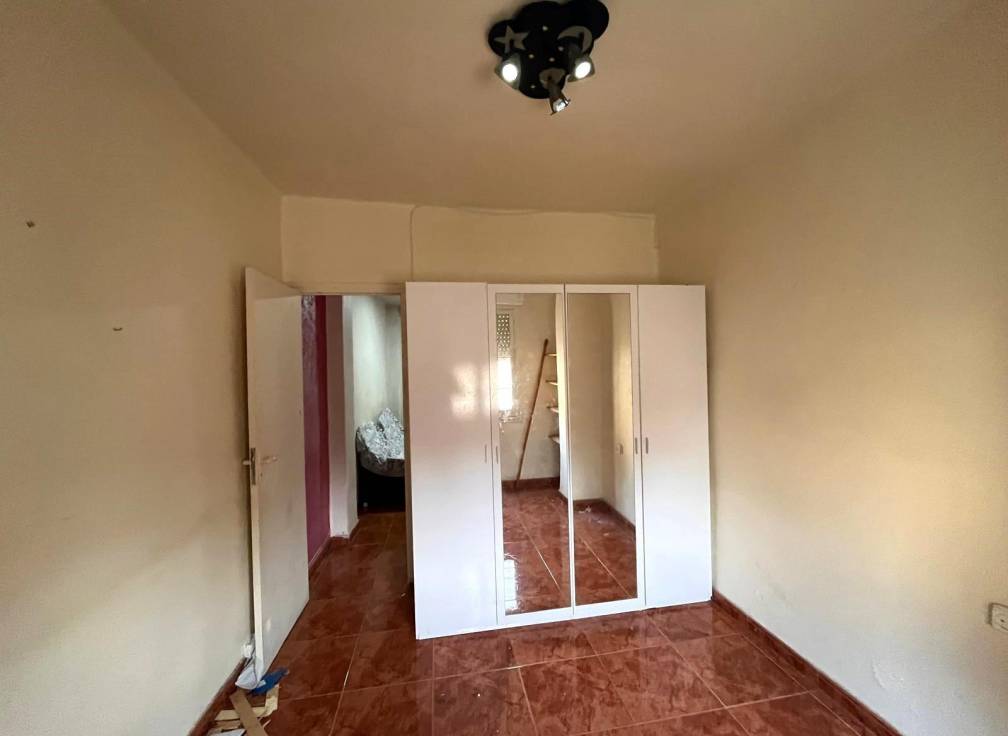 Segunda mano - Piso - Elche - Raval - Puertas Coloradas