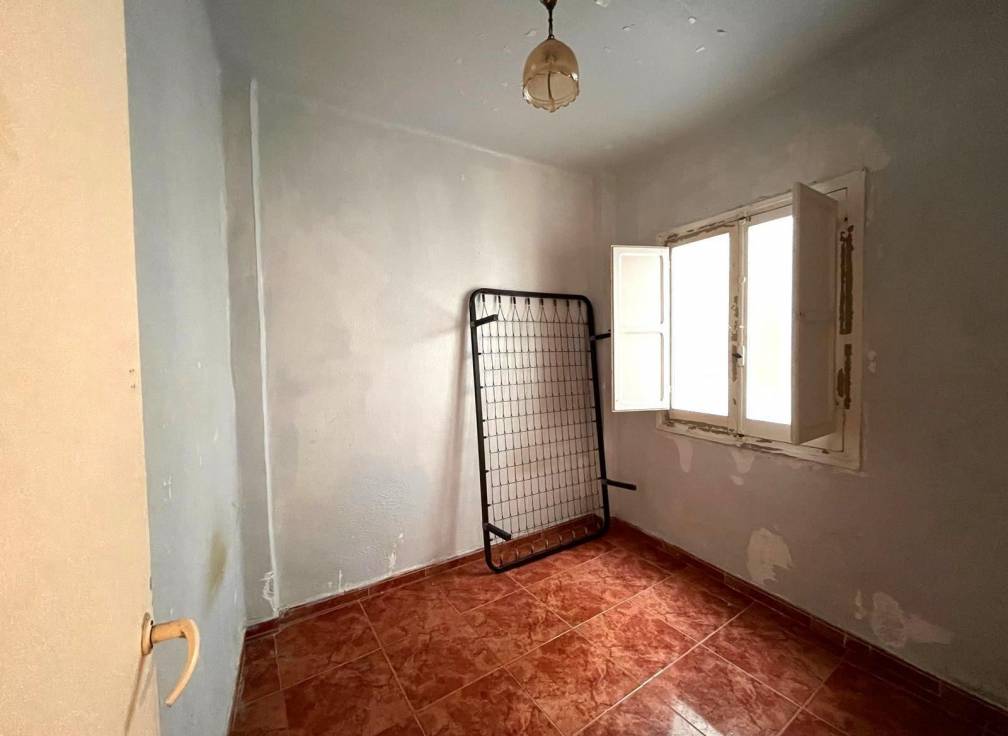 Segunda mano - Piso - Elche - Raval - Puertas Coloradas