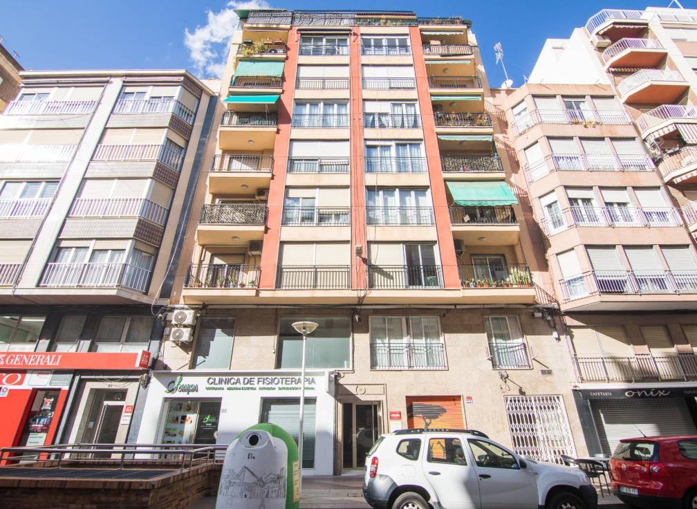 Segunda mano - Piso - Elche - Reina Victoria-Miguel Hernández