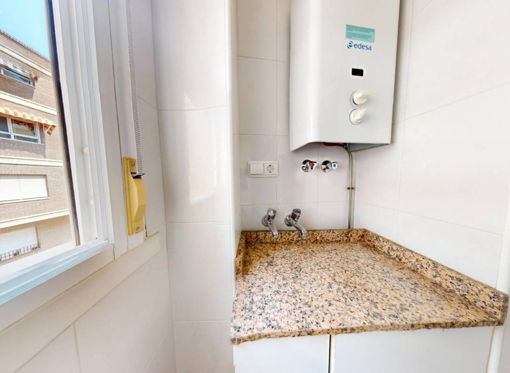 Segunda mano - Piso - Elche - San Crispín