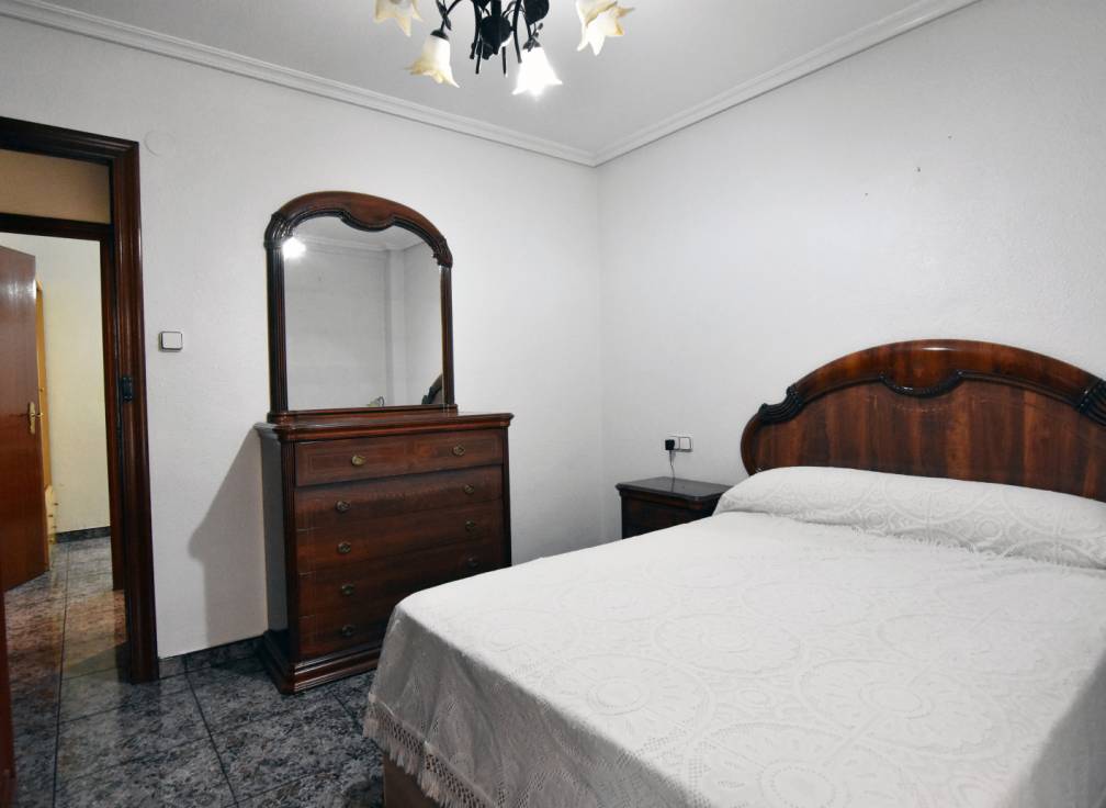Segunda mano - Piso - Elche - San Crispín