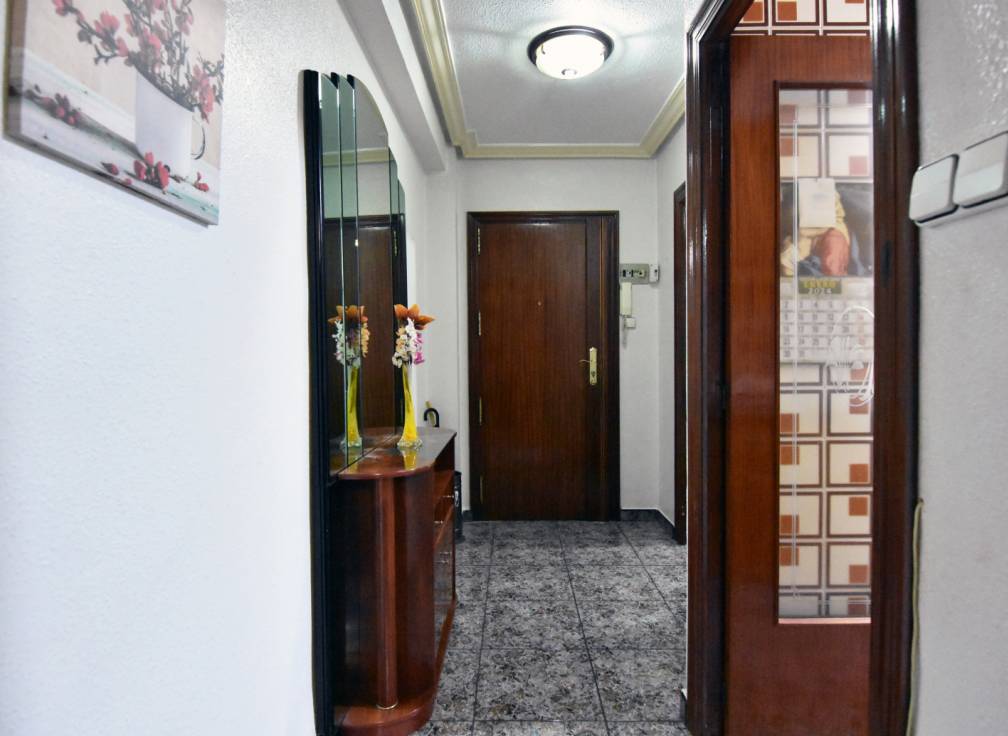Segunda mano - Piso - Elche - San Crispín