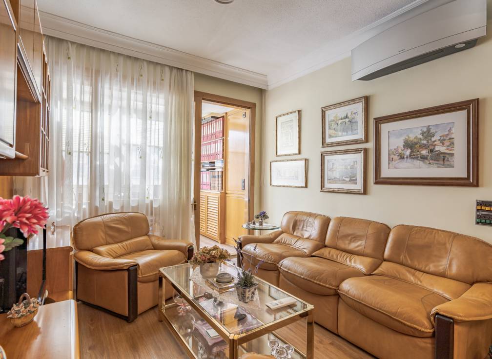 Segunda mano - Piso - Madrid - Santa Eugenia