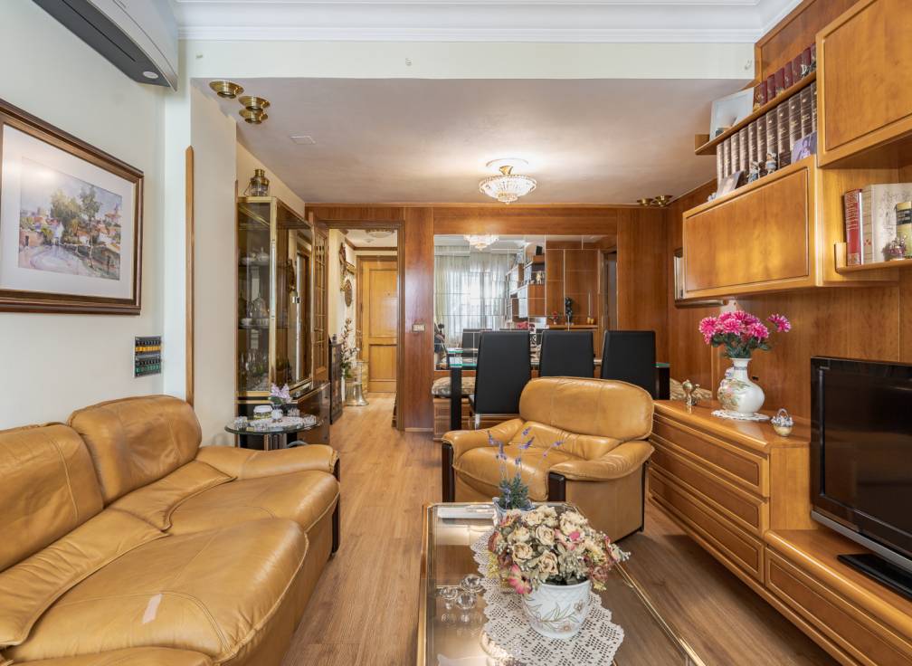 Segunda mano - Piso - Madrid - Santa Eugenia