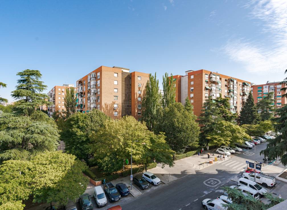 Segunda mano - Piso - Madrid - Santa Eugenia