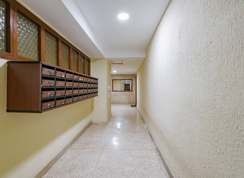 Segunda mano - Piso - Madrid - Santa Eugenia