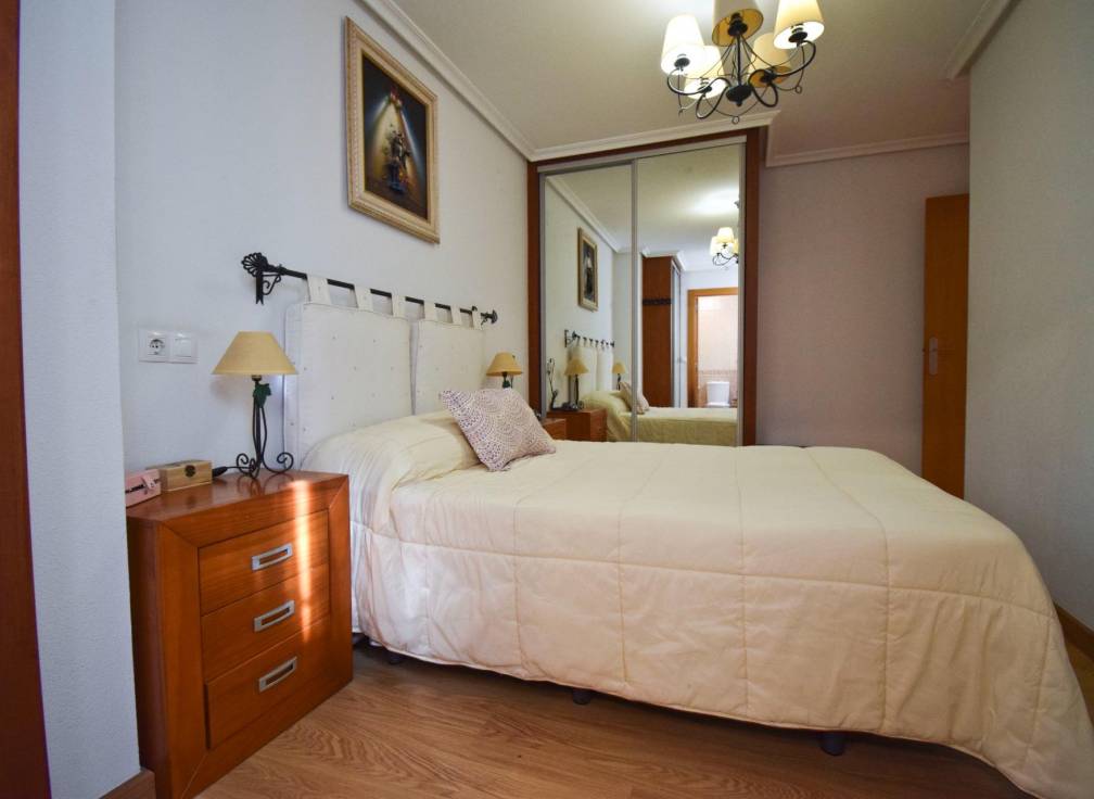 Segunda mano - Piso - Santa Pola - Centro