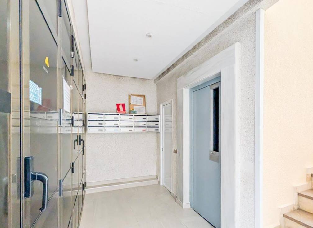 Segunda mano - Piso - Santa Pola - Centro